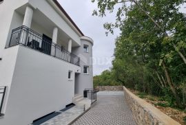 VINODOLSKA DOLINA, BRIBIR - Stan 60m2 sa dva balkona, Vinodolska Općina, Appartment