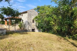 ISTRA, MOTOVUN - Kamena kuća s potencijalom, Motovun, Maison