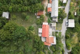 RIJEKA, HRELJIN- dvojna kuća 150m2 s pogledom na more + okoliš 650m2, Bakar, Haus