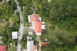 RIJEKA, HRELJIN- dvojna kuća 150m2 s pogledom na more + okoliš 650m2, Bakar, Haus