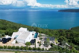 OPATIJA, SV. JELENA - villa 500m2 s panoramskim pogledom na more i bazenom + uređena okućnica 2400m2, Mošćenička Draga, House