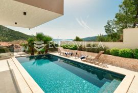 Trogir - Marina, luksuzna vila s bazenom i wellnessom, Marina, Casa