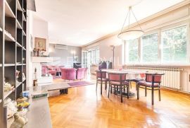 Zagreb, Ribnjak, uređen četverosoban stan NKP 144,2 m2, Zagreb, Flat