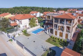 Medulin, Volme, luskuzni penthouse 200 m od mora, Medulin, Daire