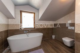 Medulin, Volme, luskuzni penthouse 200 m od mora, Medulin, Appartamento