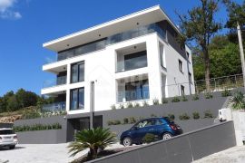 COSTABELLA, BIVIO, KANTRIDA - luksuzni stan 85m2 s panoramskim pogledom na more + okoliš 60m2, Rijeka, شقة