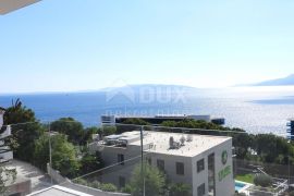 COSTABELLA, BIVIO, KANTRIDA - luksuzni stan 85m2 s panoramskim pogledom na more + okoliš 60m2, Rijeka, شقة