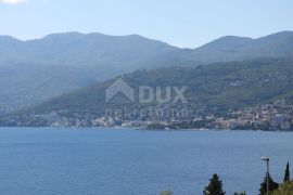 COSTABELLA, BIVIO, KANTRIDA - luksuzni stan 85m2 s panoramskim pogledom na more + okoliš 60m2, Rijeka, شقة