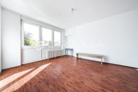 Zagreb, Gornji Grad – Tuškanac, dvosoban stan 70 m2 s terasom i vrtom, Zagreb, Kвартира