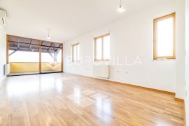 Zagreb, Šestine, prekrasan 4-sobni penthouse sa garažom i parkingom NKP 165,37m2, Zagreb, Daire