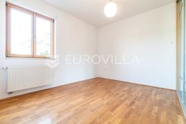 Zagreb, Šestine, prekrasan 4-sobni penthouse sa garažom i parkingom NKP 165,37m2, Zagreb, Daire