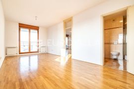 Zagreb, Trešnjevka, Selska, prekrasan luksuzan peterosoban penthouse sa panoramskim pogledom, 159 m2, Zagreb, Appartment