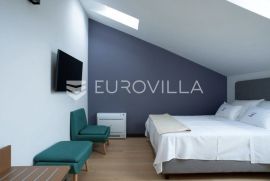 Rovinj hotel 900m2 (20 soba), Rovinj, Commercial property