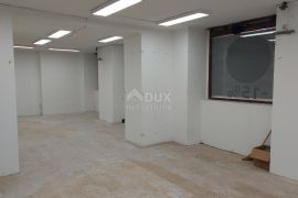 RIJEKA, CENTAR - poslovni prostor 173 m2, Rijeka, Commercial property