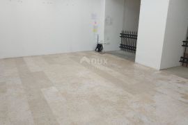 RIJEKA, CENTAR - poslovni prostor 173 m2, Rijeka, Commercial property