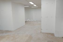 RIJEKA, CENTAR - poslovni prostor 173 m2, Rijeka, Commercial property