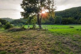 ISTRA, LABIN, RABAC - Prostrano poljoprivredno zemljište 13 688m2 u blizini mora, Labin, Zemljište