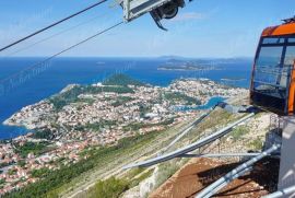 Građevinsko zemljište 90.000 m2 sportsko-rekreacijske namjene - Dubrovnik Srđ, Dubrovnik, Terreno