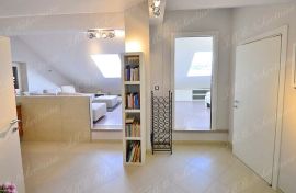 Luksuzna vila 300 m2 prvi red uz more na prestižnoj lokaciji u Dubrovniku, Dubrovnik, House