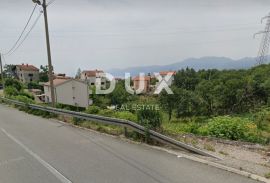 MARINIĆI, GORNJI ZAMET- građevinsko zemljište 1900m2 za stambenu zgradu-stanove-apartmane/ obiteljsku kuću, Viškovo, أرض