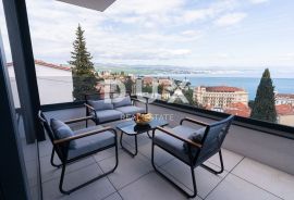 OPATIJA, CENTAR - namješten stan jedinstvenih karakteristika u centru Opatije s bazenom, 200 metara od Lungomare, garaža, pogled, Opatija, Appartamento