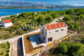 VILA S BAZENOM, 200 M OD MORA, NOVIGRAD - ZADAR, Novigrad, Maison