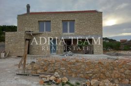 VILA S BAZENOM, 200 M OD MORA, NOVIGRAD - ZADAR, Novigrad, Maison