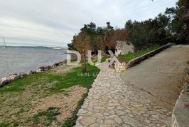 ZADAR, ZATON - Građevinsko zemljište 100 m od mora, Nin, Земля