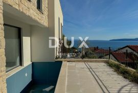 OPATIJA, LOVRAN - NOVO - Luksuzna kuća u nizu 100 m od plaže s bazenom i pogledom na more, Lovran, Maison