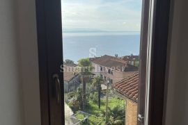 POBRI, kuća s predivnim pogledom na more, Opatija - Okolica, Дом