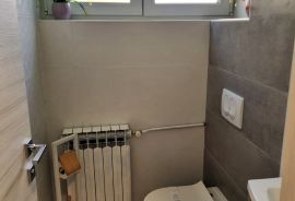 Luksuzan dvosoban stan - širi centar Osijeka, Osijek, Apartamento