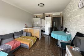 Novi Vinodolski, stan 3S+DB, blizu mora, Novi Vinodolski, Appartement