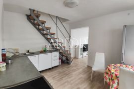 Grbci, dvoetažni stan, Rijeka, Apartamento