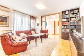 Zagreb, Črnomerec, četverosoban stan na 6. katu kvalitetne novije gradnje + GPM, Zagreb, Wohnung