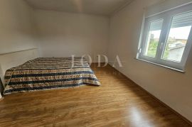 Prostrani stan, idealan za život!, Krk, Appartement