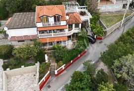 Ekskluzivna prodaja dvojne kuće u Novom Vinodolskom, atraktivna lokacija, Novi Vinodolski, House