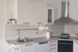 Istra, Pula, Gregovica, stan prvi kat 117,52m2, 4SS+DB  # prodaja, Pula, Appartment