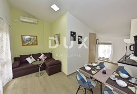 ISTRA, POREČ - Apartmanska kuća sa bazenom, Poreč, Дом