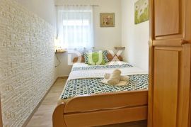 ISTRA, POREČ - Apartmanska kuća sa bazenom, Poreč, Дом