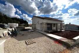 ISTRA - POREČ, KUĆA S BAZENOM I POGLEDOM NA MORE, Poreč, Ev