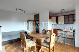 NAMJEŠTEN TROSOBAN STAN NA DRUGOM KATU STAMBENE ZGRADE - DONJA DUBRAVA, ZAGREB, Zagreb, Appartment