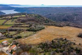 Rakalj - zemljište za izgradnju 50 vila, 45 000 m2, Pula, Zemljište