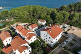 Nerezine, otok Lošinj - apartman 66,63 m2 na mirnoj lokaciji, Mali Lošinj, Apartamento