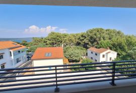 Nerezine, otok Lošinj - apartman 66,63 m2 na mirnoj lokaciji, Mali Lošinj, Appartment