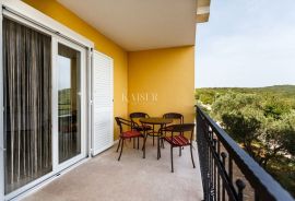 Vrbnik, otok Krk- apartman 93m2 s pogledom na more, Vrbnik, شقة