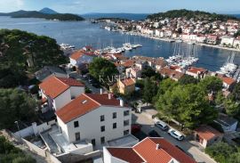 Mali Lošinj - predivni apartman 105 m2 u centru grada, Mali Lošinj, Kвартира