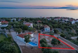 Otok Pag, zemljište s građevinskom dozvolom u stoljetnom masliniku, pogled more, Pag, Земля