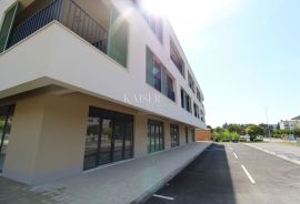 Labin, centar - 2S+DB s terasom, 61 m2, Labin, Wohnung