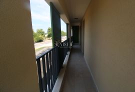 Labin, centar - 2S+DB s terasom, 76 m2, Labin, Kвартира