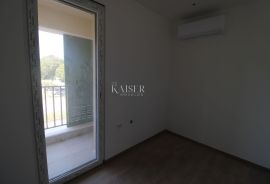 Labin, centar - 2S+DB s terasom, 63 m2, Labin, Διαμέρισμα